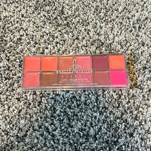 Danessa Myricks Lux Cream Palette